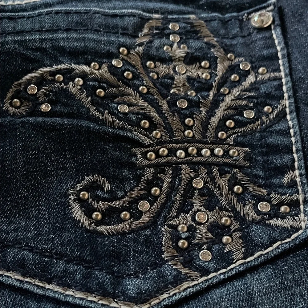 Miss Me jeans Size 31 Boot Cut - Picture 4 of 13